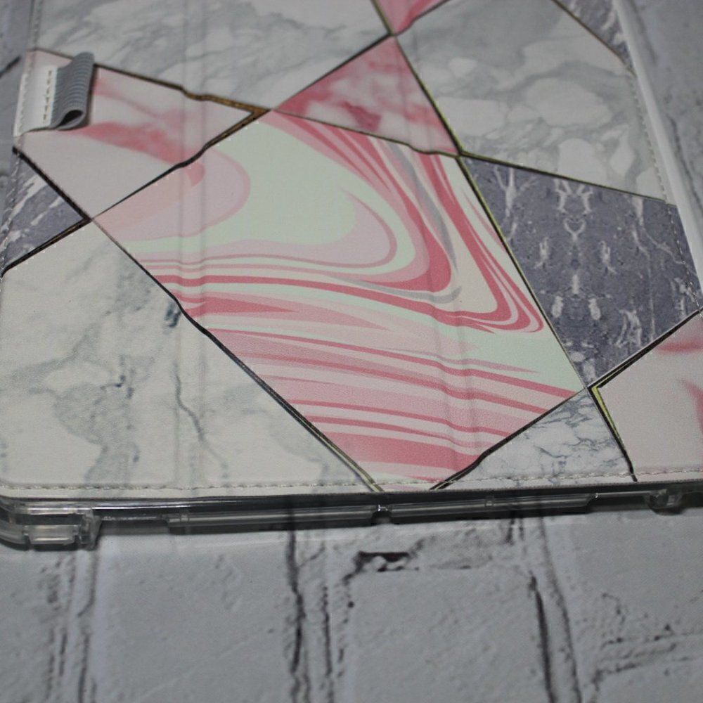iPad 8th/7th Generation MARBLE Trifold Case 10.2" - Picture 3 of 5